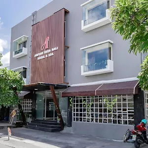 https://airport-kuta-bali.hotelsseminyak.net