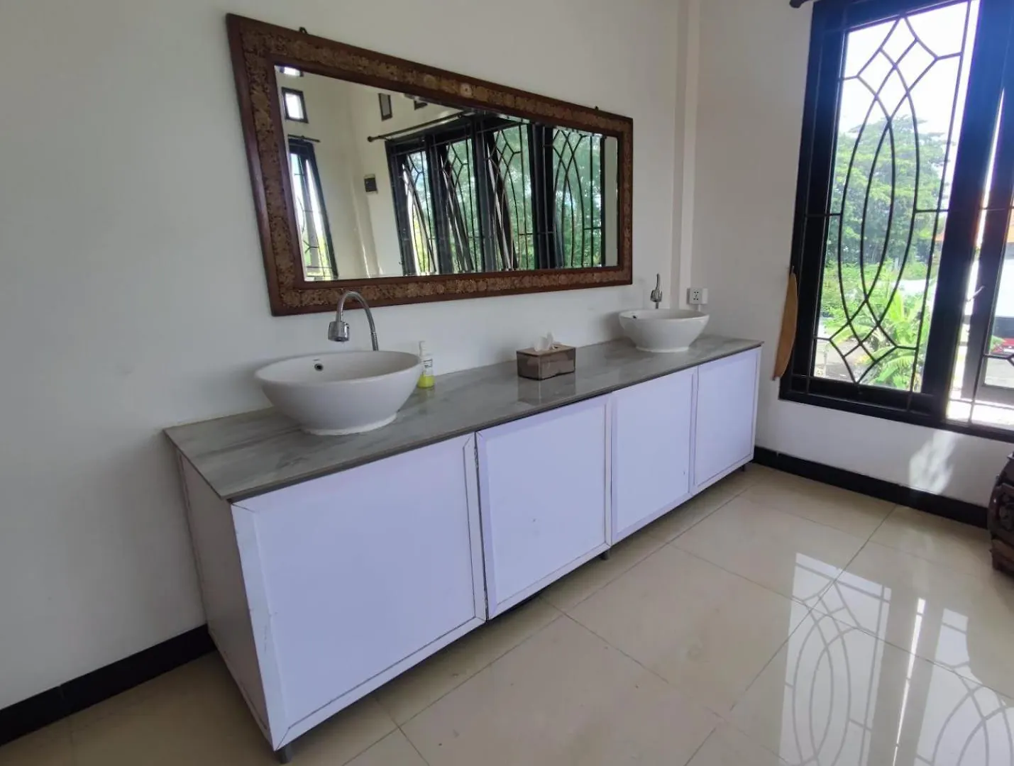 Fora Capsule Hostel Tuban Kuta Lombok